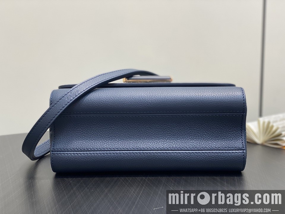 LV Bags Twist M14342 16x8x23cm gf