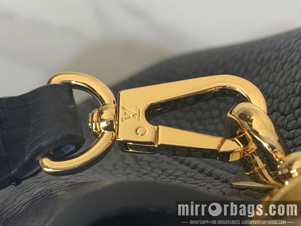 LV Bags Cap m14177 13.6x8x21cm gf1