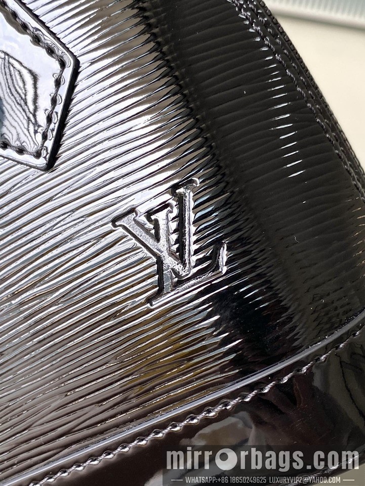 LV Bags Alma M14339 15x19.5x10cm gf