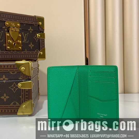 LV Bags m14880 7.5x11.1x1cm gf