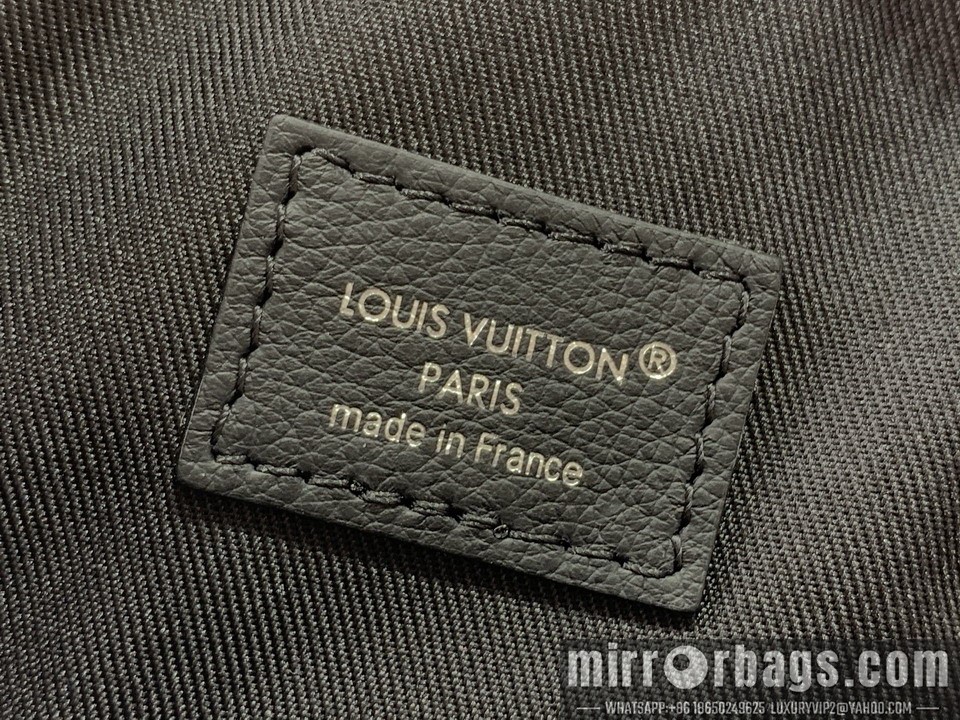 LV Bags Avenue m14953 16x33x5.7cm gf1