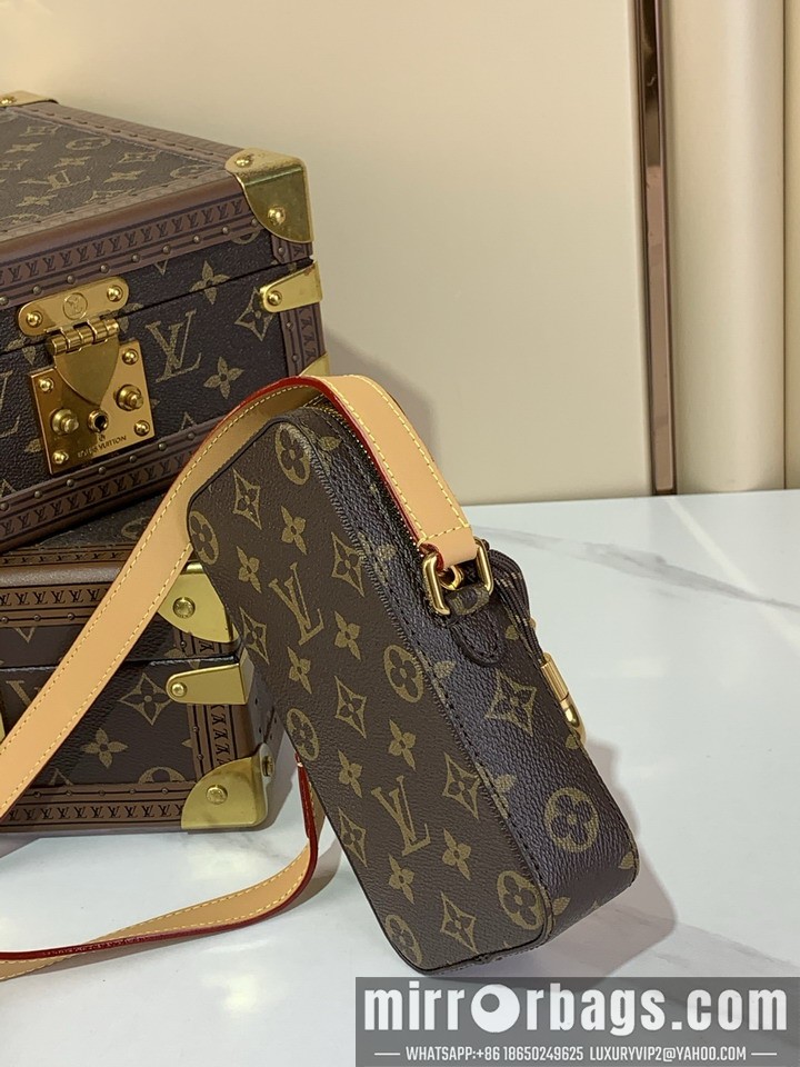 LV Bags M14063 18.5x4.5x10.5cm gf