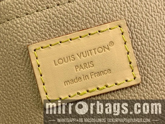 LV Bags Compartments M14744 24x13x13cm gf