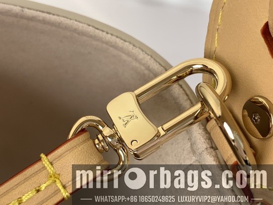 LV Bags All In m15130 16x18x12cm gf