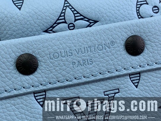 LV Bags Alpha m14790 11x18.5x6.5cm gf