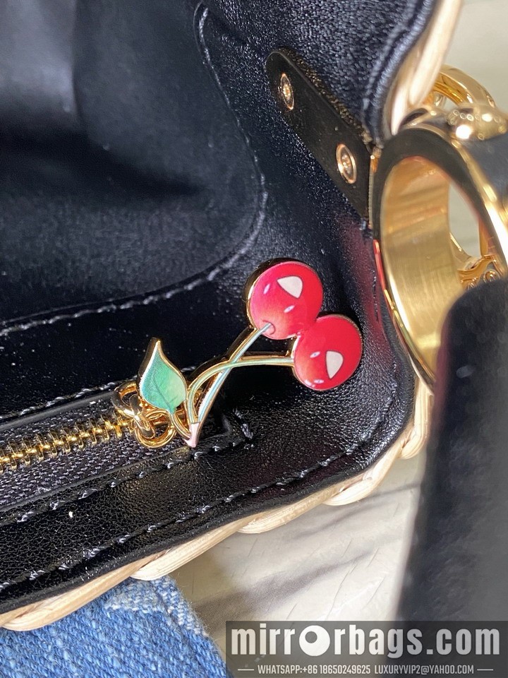 LV Bags Cap M14295 21x13.6x8cm gf2