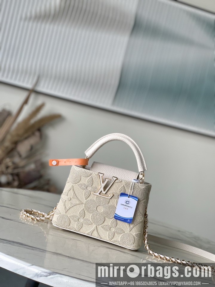 LV Bags Cap M14389 21x13.6x8cm gf