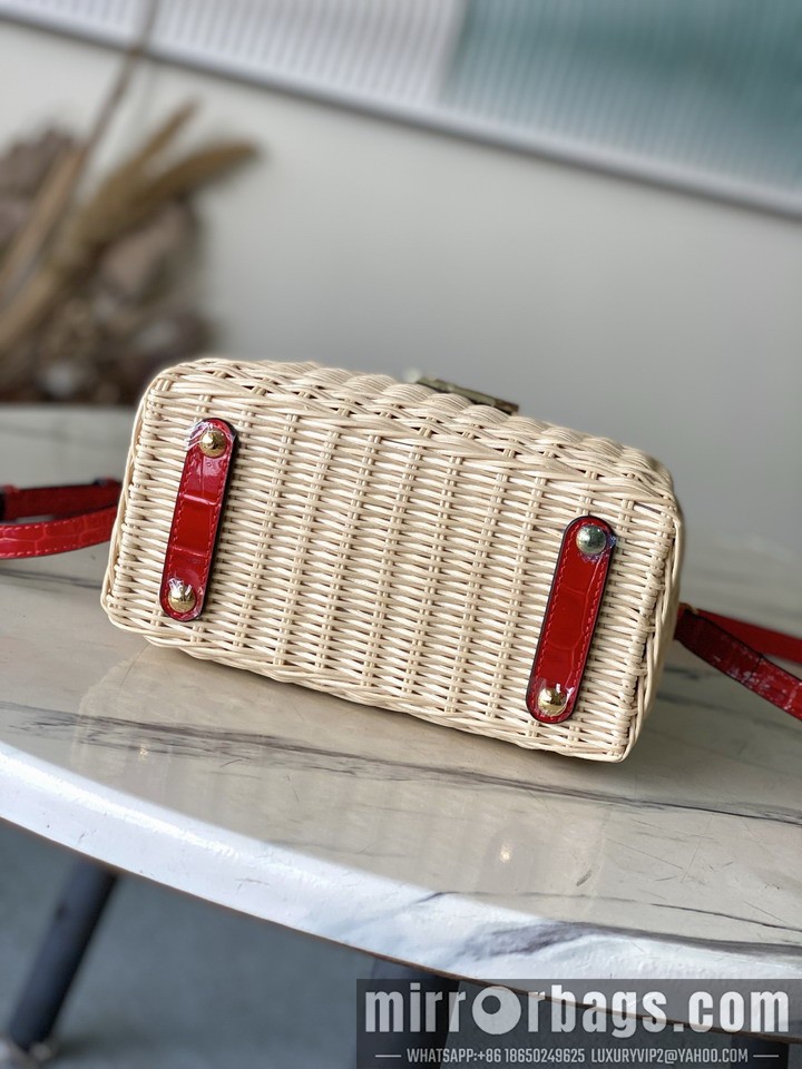LV Bags Cap M48865 21x14x8cm gf3