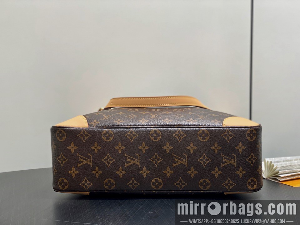 LV Bags Boulogne M51260 23x35x10cm gf