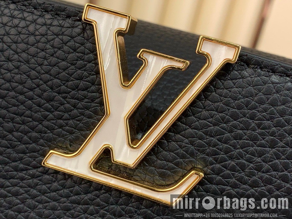 LV Bags Cap m25862 17.3x9x27cm gf