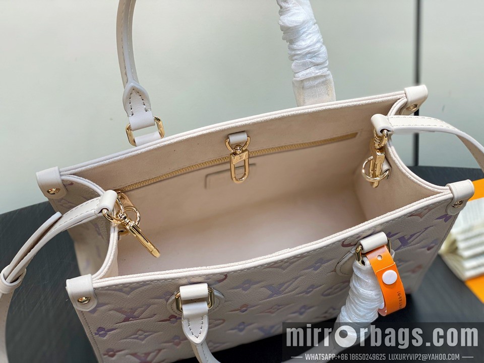 LV Bags On M25770 19x11.5x25cm gf
