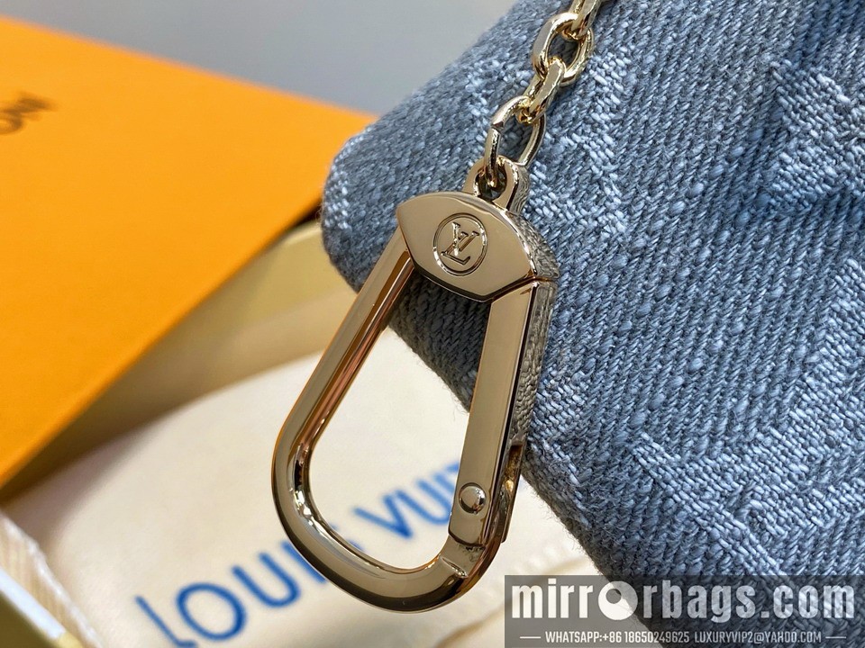 LV Bags M13208 12x7x1.5cm gf1
