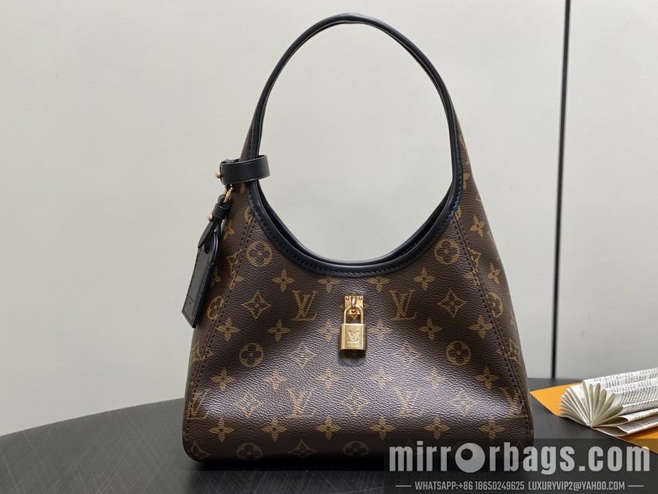 LV Bags The Drop M12940 15x12x28cm gf