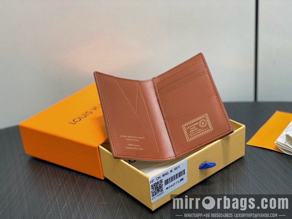 LV Bags M26072 11.1x1x7.5cm gf1
