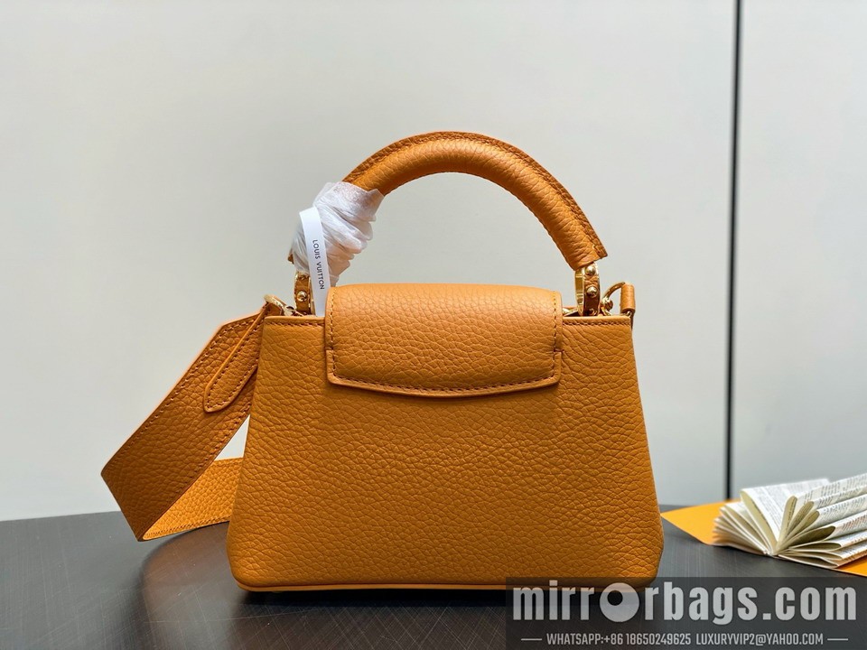 LV Bags Cap M23703 21x13.6x8cm gf