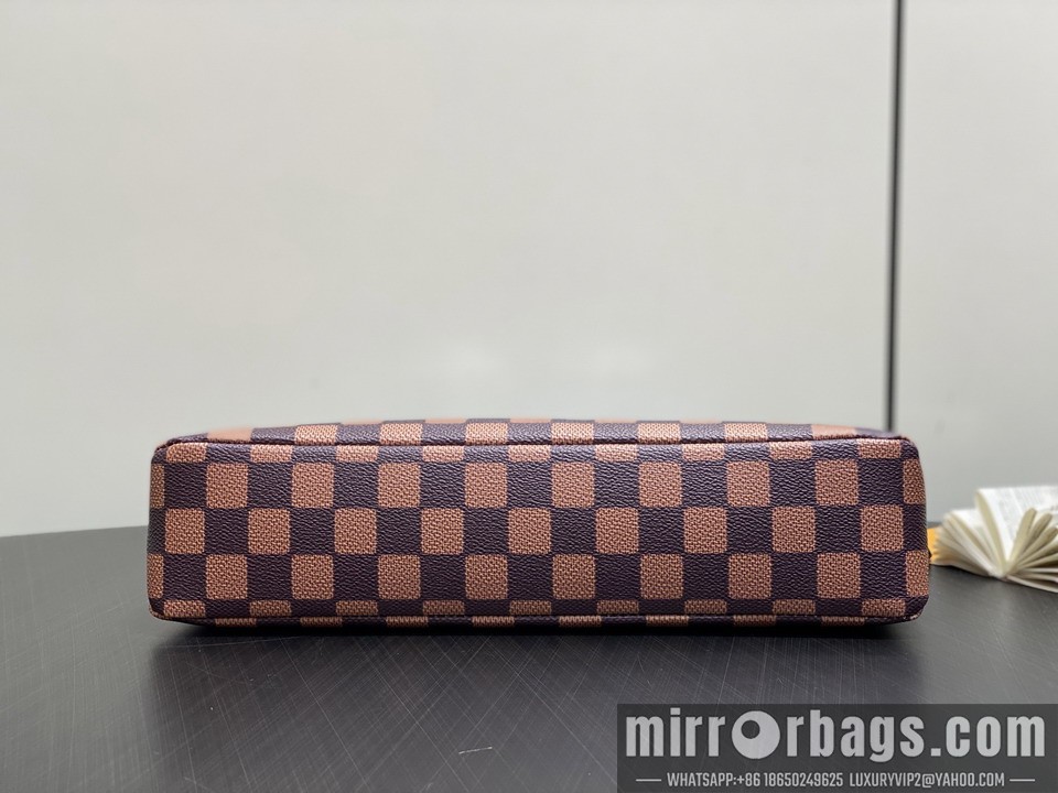 LV Bags Voyage M40813 32x21x8cm gf