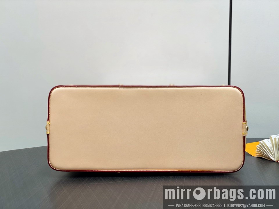 LV Bags Cosmétique M13750 27x18x9cm gf1
