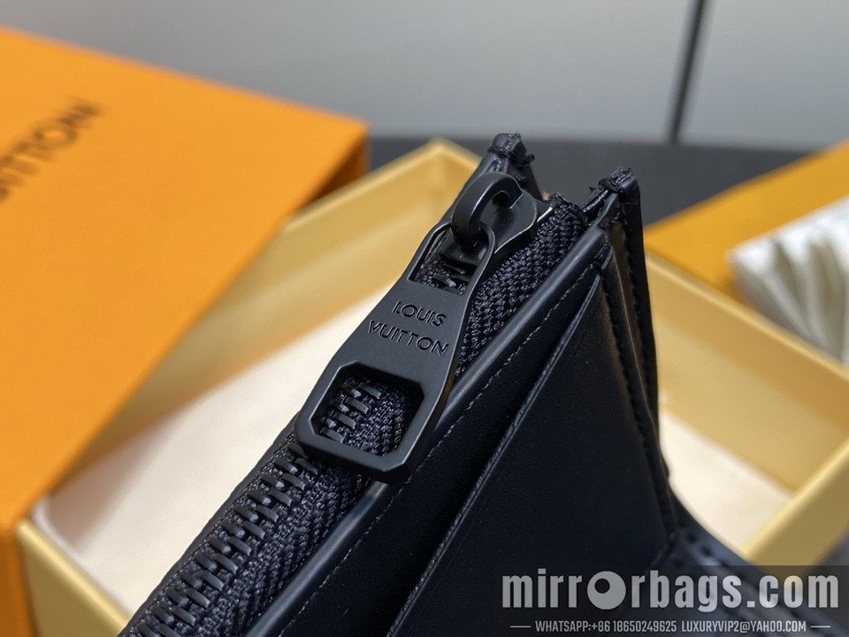 LV Bags Victor M26250 11.5x9x2.5cm gf