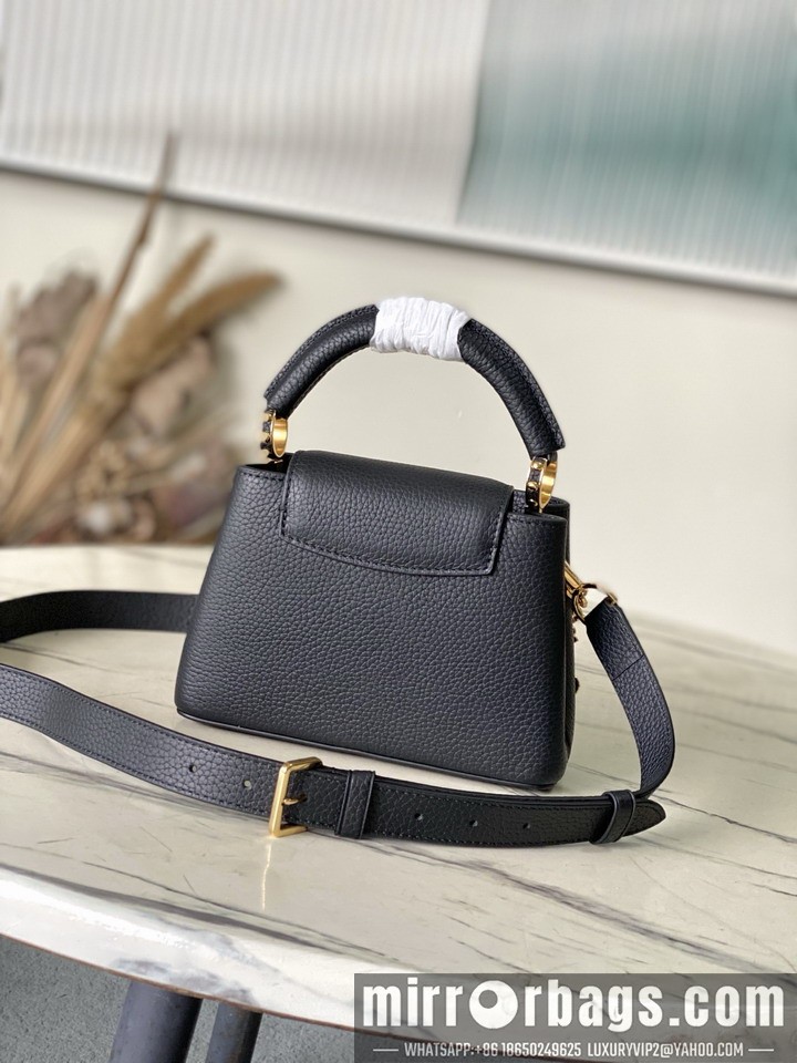 LV Bags Cap M13714 21x14x8cm gf