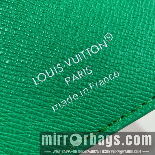 LV Bags m14880 7.5x11.1x1cm gf