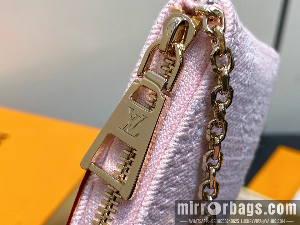 LV Bags M13208 12x7x1.5cm gf