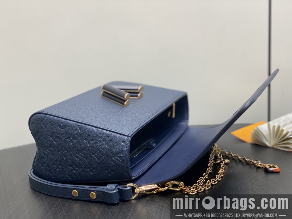 LV Bags Twist M14342 16x8x23cm gf