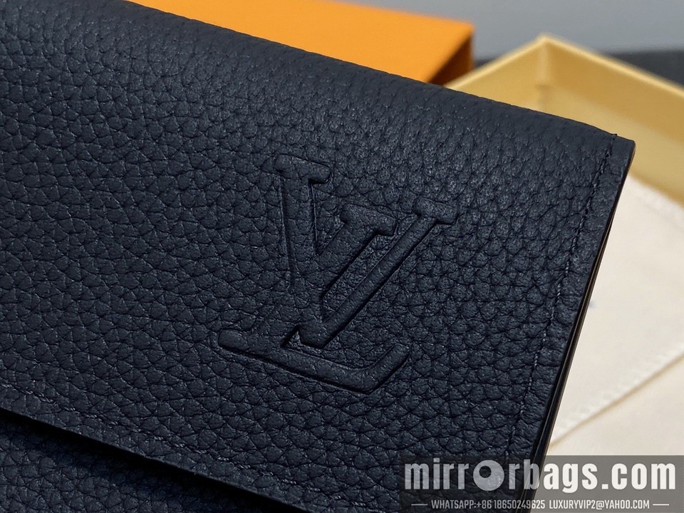 LV Bags Victor M26250 11.5x9x2.5cm gf