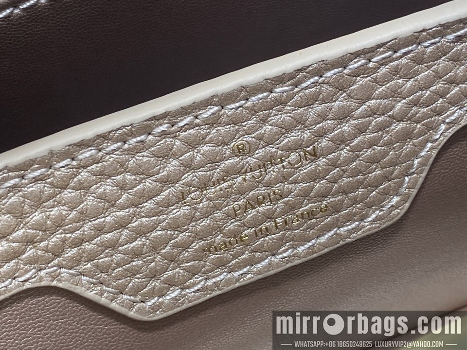 LV Bags Cap M48865 21x14x8cm gf7