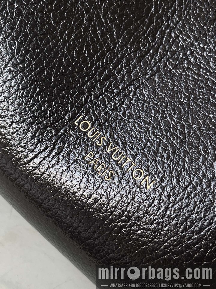 LV Bags Express St M26359 24x18.5x36cm gf