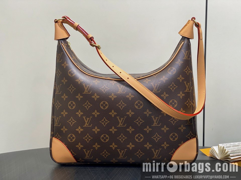 LV Bags Boulogne M51260 23x35x10cm gf
