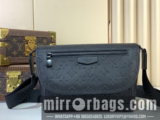 LV Bags Messenger M14874 26.6x17x11cm gf