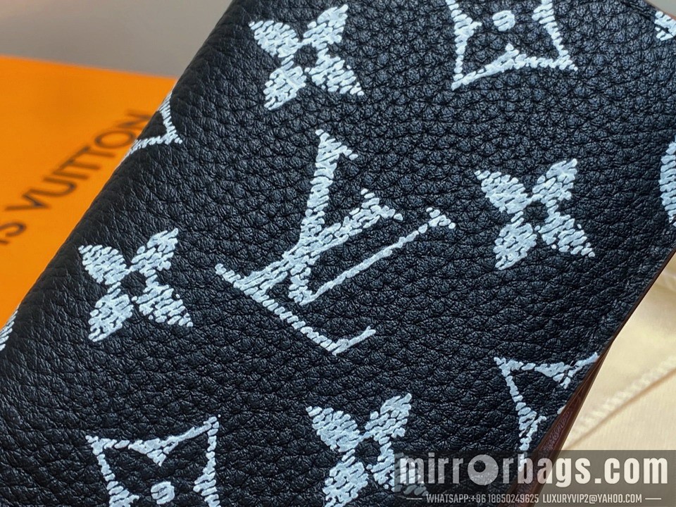 LV Bags M26072 11.1x1x7.5cm gf1