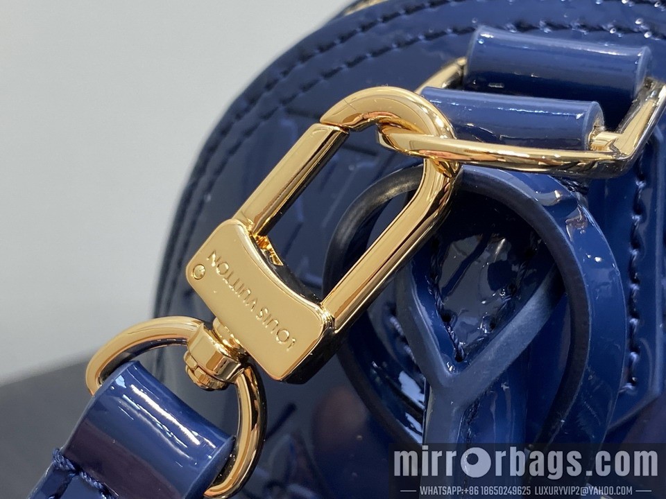 LV Bags Alma M13169 25x19x11cm gf