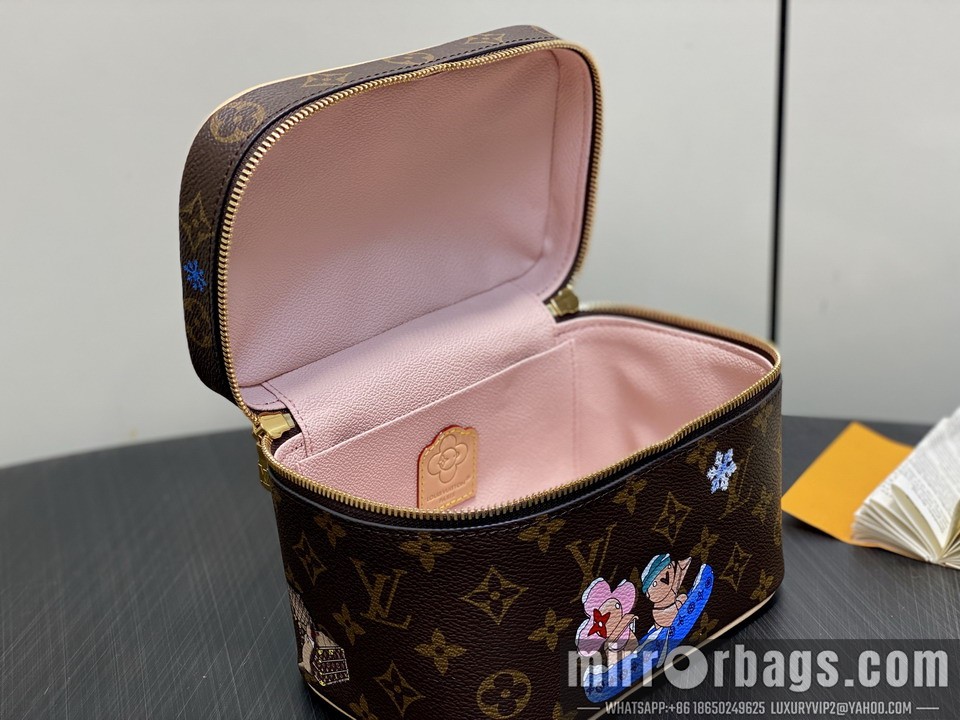 LV Bags Nice M26647 13.5x12x20cm gf