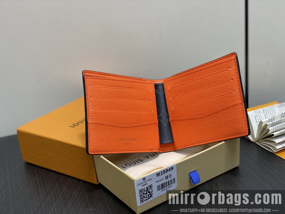 LV Bags Multiple M25849 11.5x9x1.5cm gf