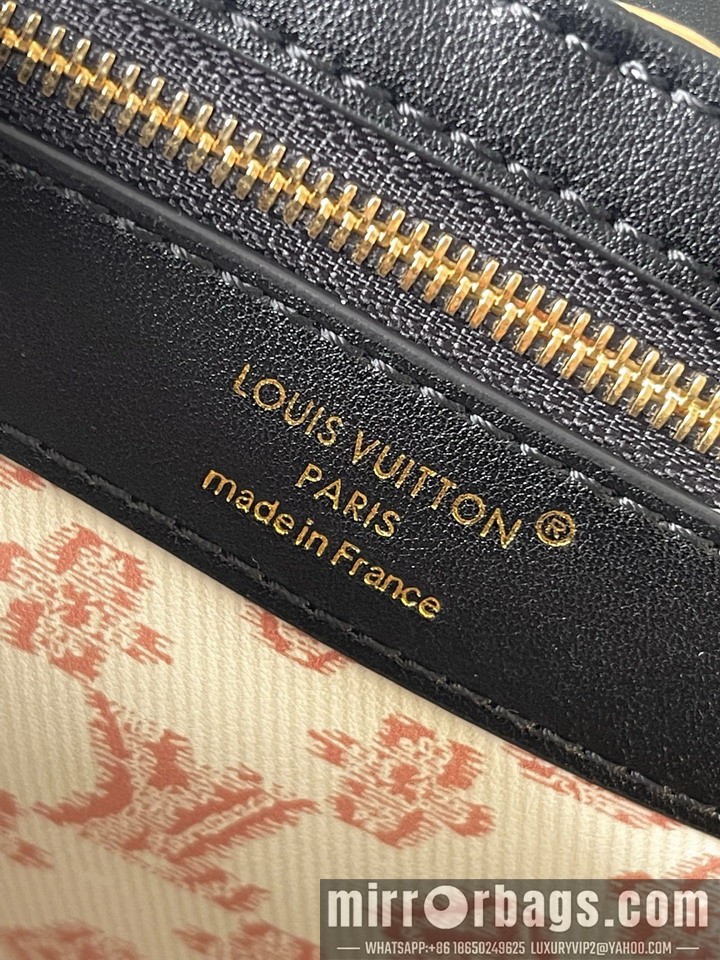 LV Bags Cap M26003 21x14x8cm gf