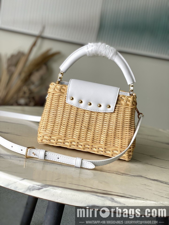 LV Bags Cap M26004 21x14x8cm gf