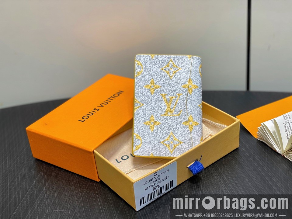 LV Bags M14769 11.1x1x7.5cm gf1