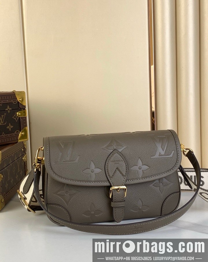 LV Bags Diane m15049 24x15x9cm gf