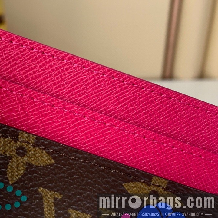 LV Bags Charms m15332 7.3x0.3x10.2cm gf