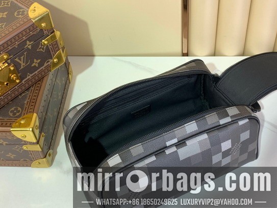 LV Bags Dopp Kit m15109 15x16.5x28cm gf