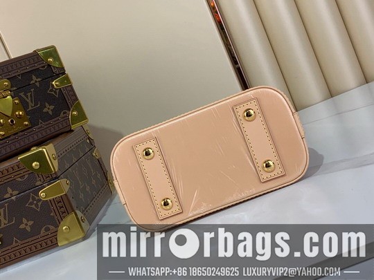 LV Bags Alma M14339 18x12x8cm gf1