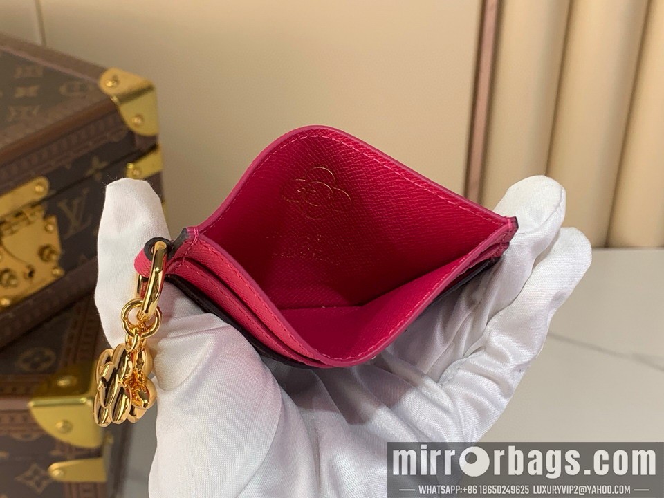 LV Bags Charms m15332 7.3x0.3x10.2cm gf