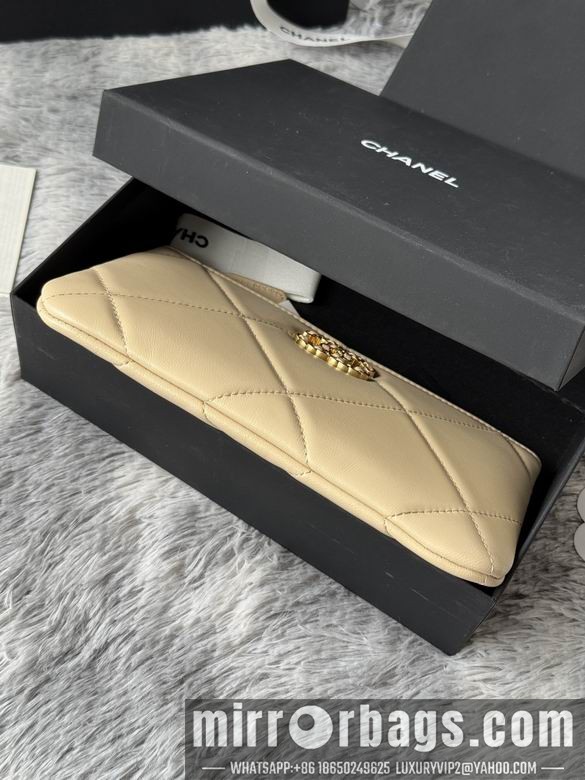 Chanel Bags AP1109 20X12.2X1cm YG 3