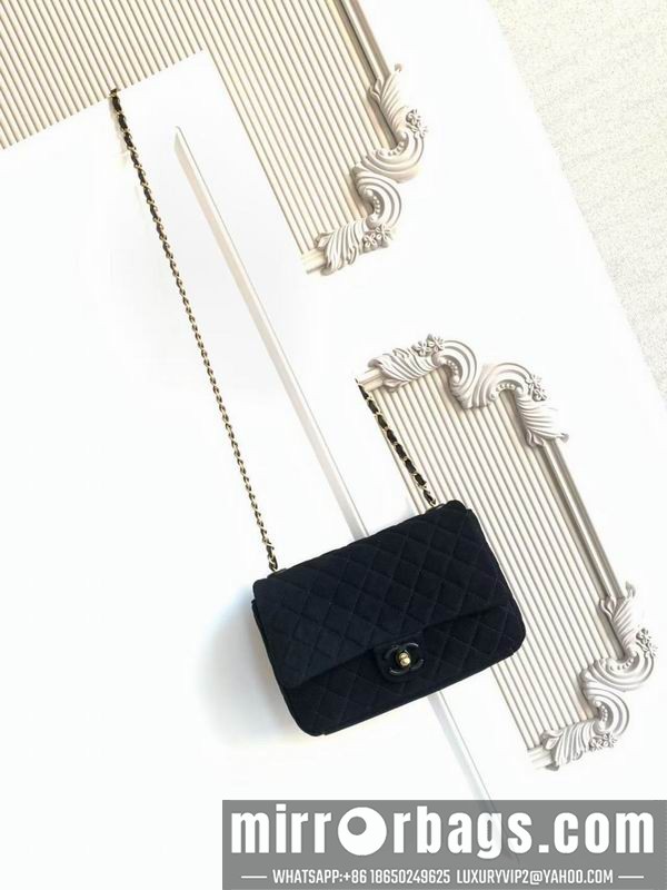 Chanel Bags AS5991 17x24x7cm XZ6