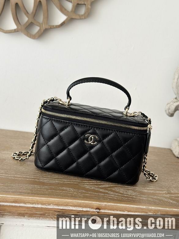 Chanel Bags 66021 9.5X17X8cm YG 2colour