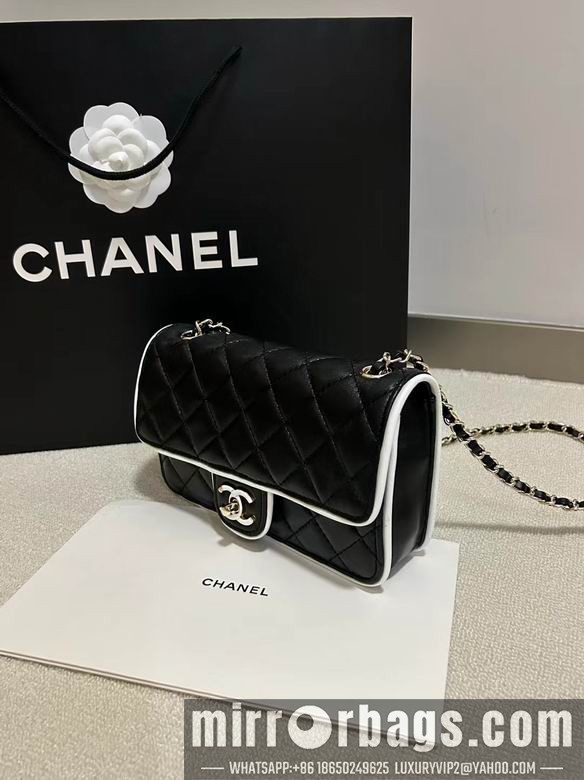 Chanel Bags 20X5X13cm 031701