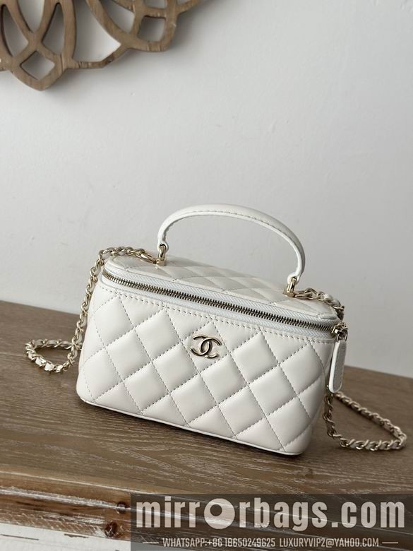 Chanel Bags 66021 9.5X17X8cm YG 2colour