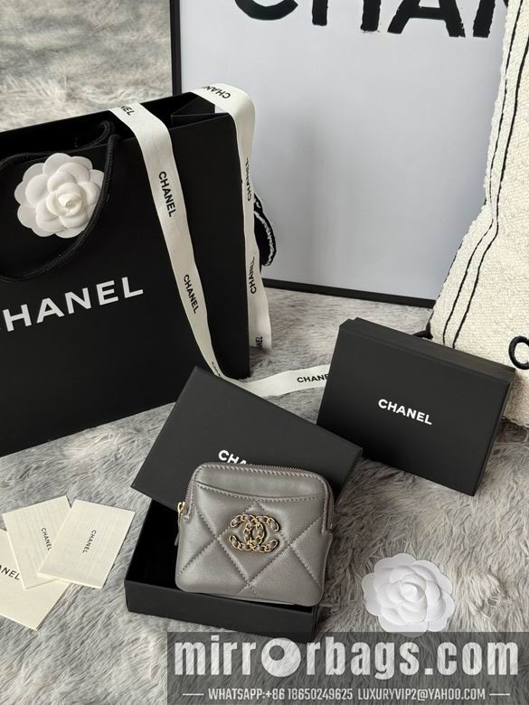 Chanel Bags AP2136 11X9.5X1.5cm YG 11