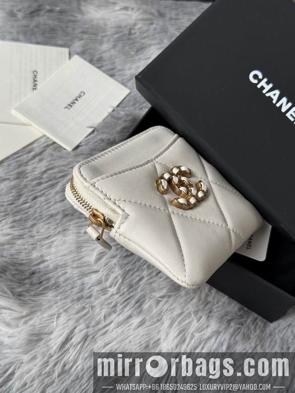 Chanel Bags AP2136 11X9.5X1.5cm YG 10